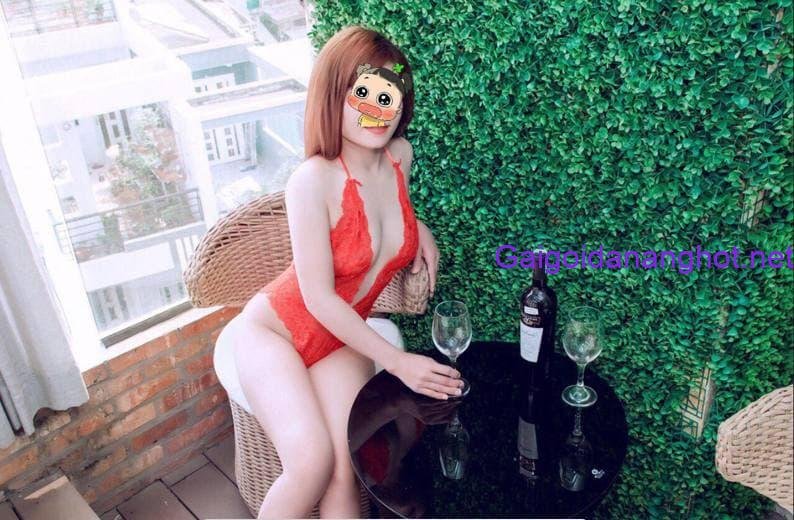 Trang My-Gái Dâm Làm Tình Bú Mút Cực Sướng