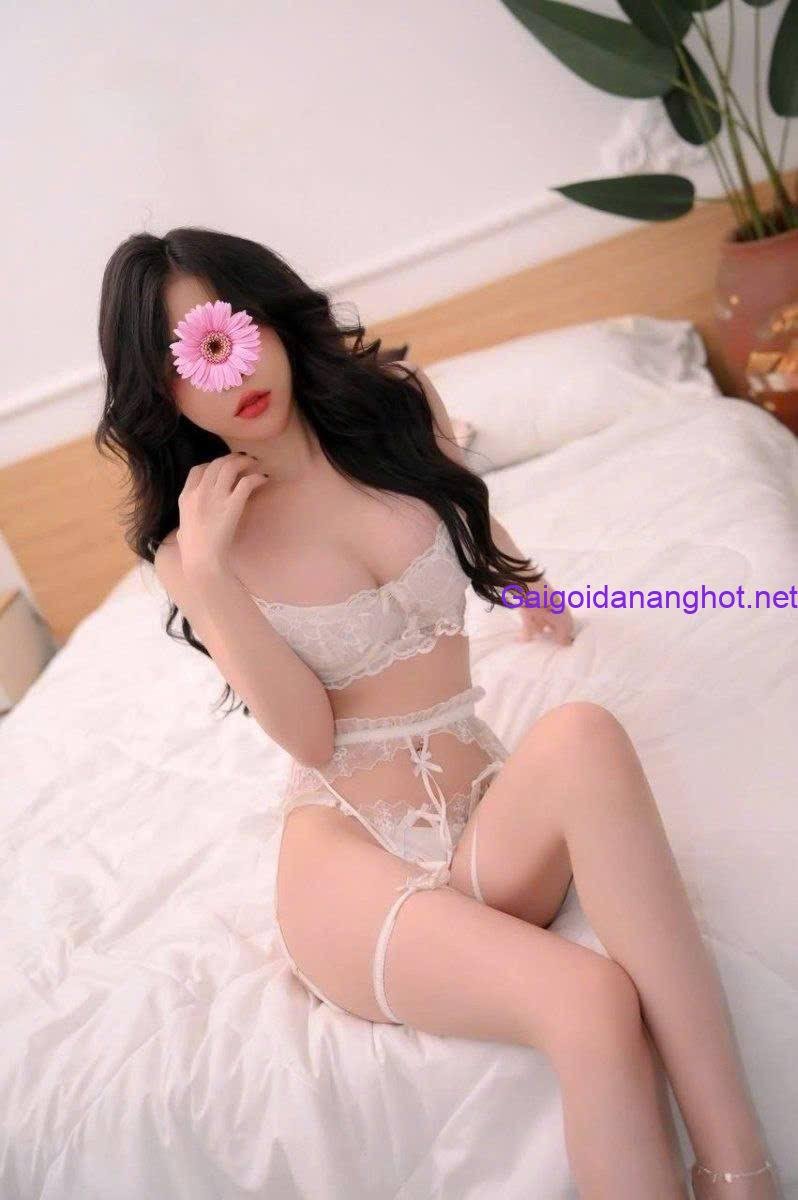 Minh Hằng-Nàng thơ Face xinh xắn đôi môi gợi tình nóng bỏng