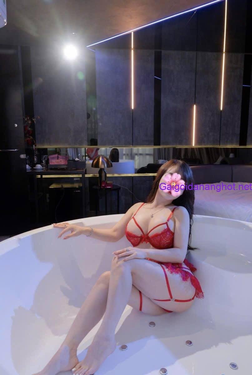 Hoài Thương – Gái xinh body chuẩn, dâm đãng khó cưỡng tại Gái Gọi TP Huế